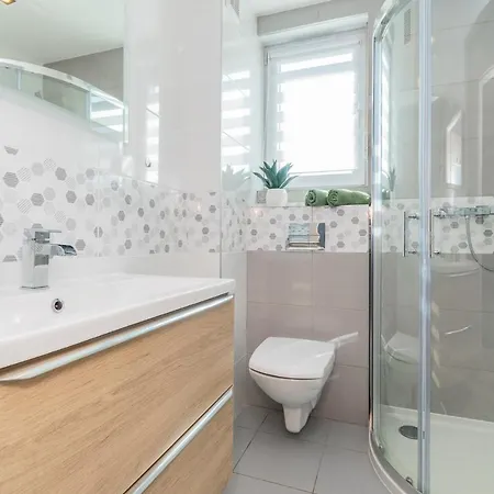Apartman Flatbook Rodzinne - Park I Z Parkingiem I Placem Zabaw Jantar