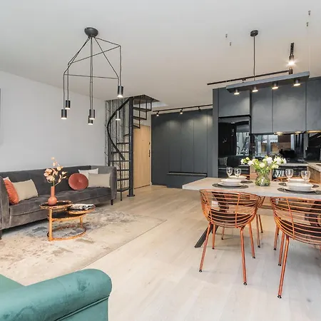 Flatbook - Park I Apartment Jantar