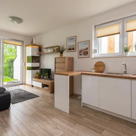 Apartman Flatbook Rodzinne - Park I Z Parkingiem I Placem Zabaw Jantar